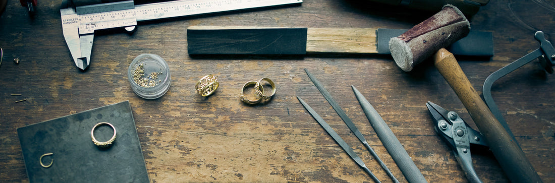 We're Hiring a Studio Jeweller