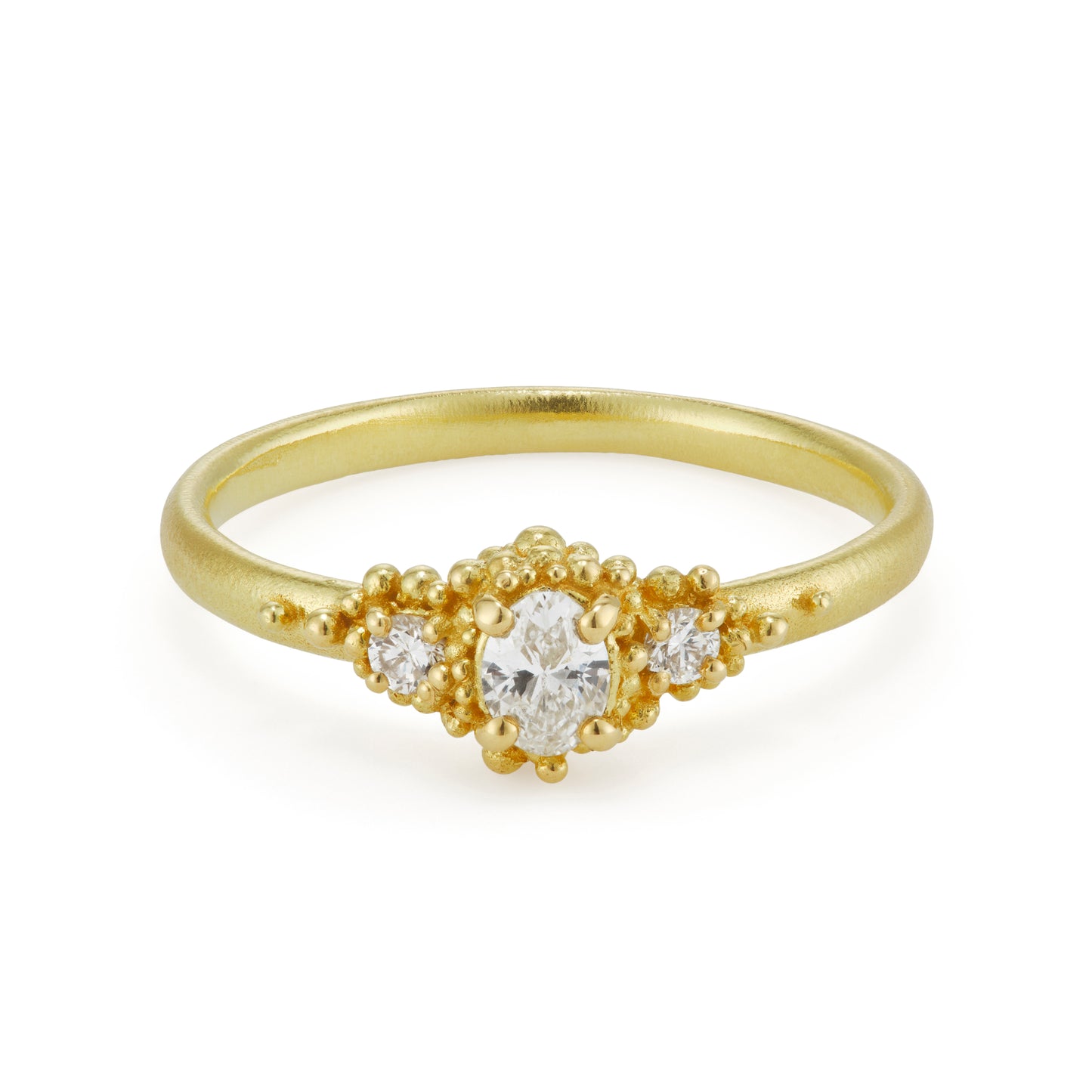 Close Cluster - Oval Diamonds