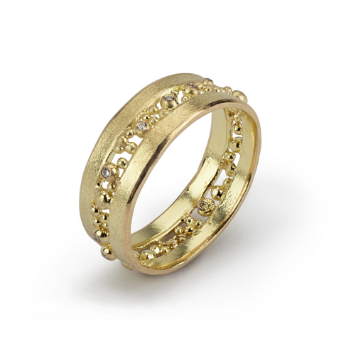 Cut Diamond Ring - yellow gold