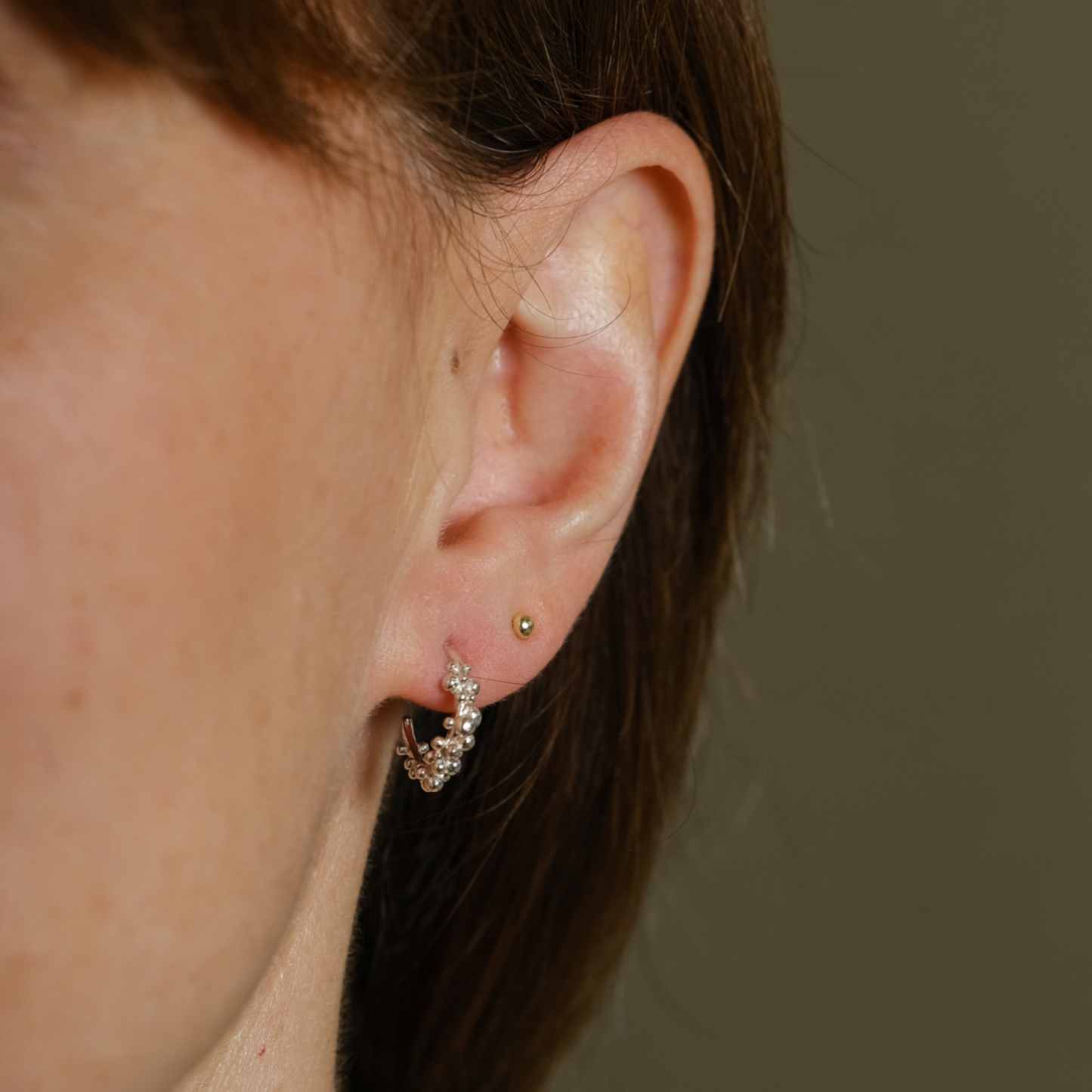 Petit Granule Hoops